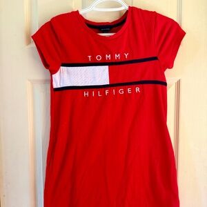 Girl’s Tommy Hilfiger tshirt dress. Size M(8/10)
